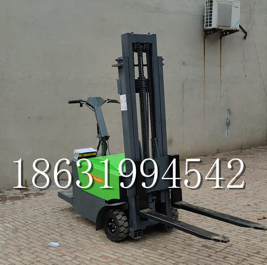 宏伟区优程全电动叉车插腿式堆高车液压装卸车1.5吨升高小型站驾式铲车